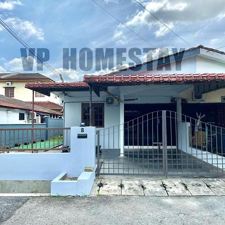 Vp Homestay - Malay Only Ipoh Esterno foto