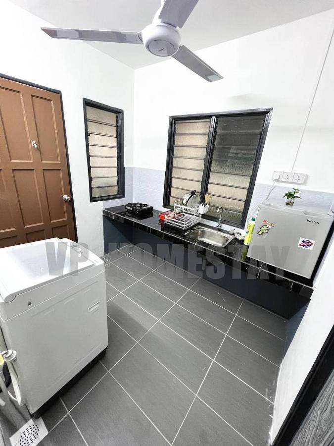 Vp Homestay - Malay Only Ipoh Esterno foto